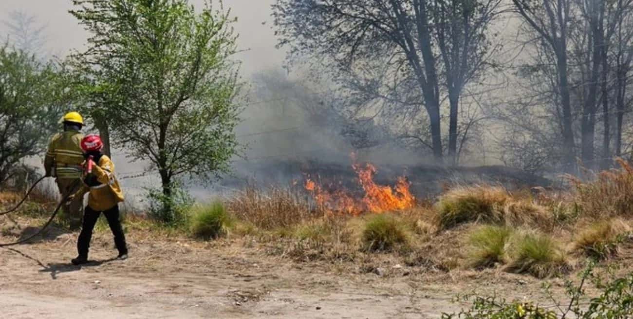 Incendios forestales y alerta por riesgo extremo en Córdoba