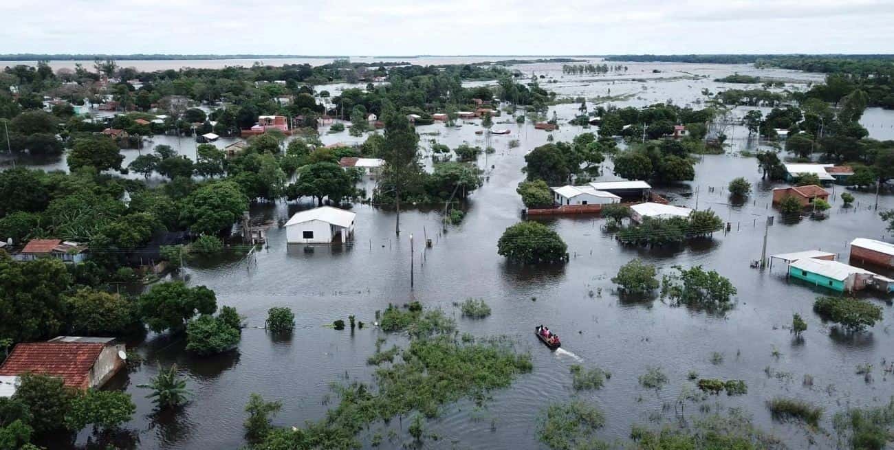 Vista aérea de las inundaciones en Ayolas, 300 km al sur de Asunción, el 3 de noviembre de 2023.
