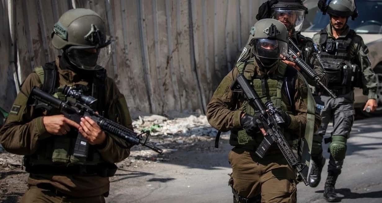 Soldados israelíes patrullan en territorio gazatí. El objetivo más claro y contundente del gobierno de Israel es la destrucción total de Hamás, pero se desconoce cuáles son los planes futuros para la Franja de Gaza.
