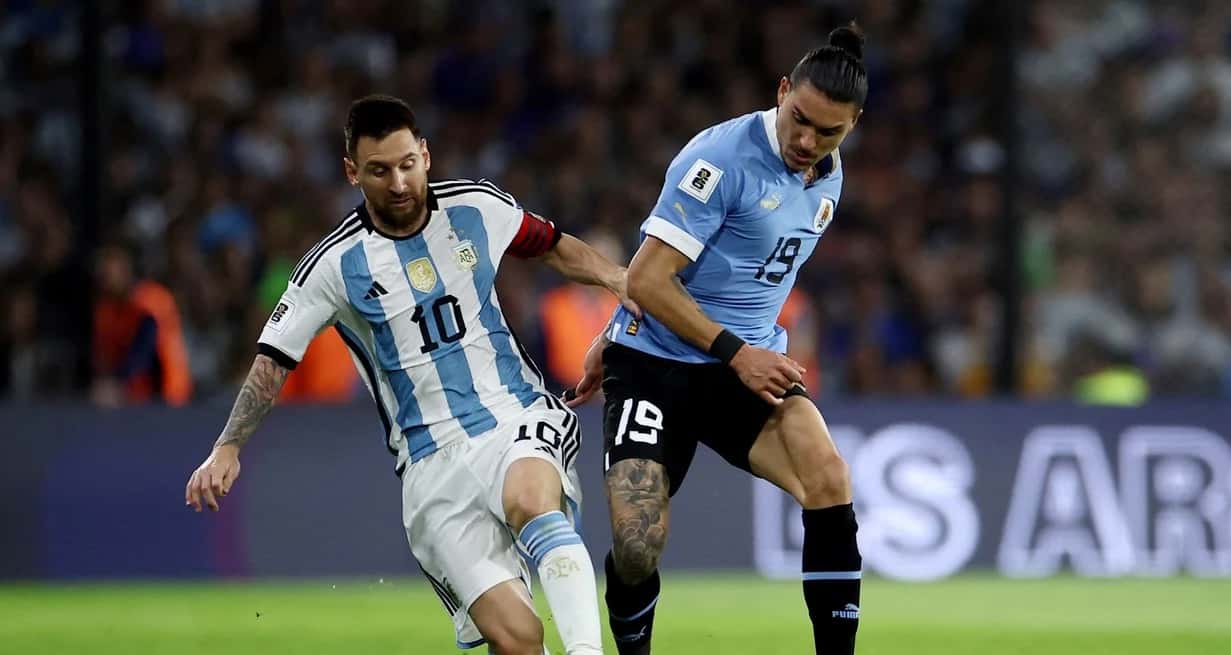 Argentina no pudo con Uruguay y sumó su primera derrota en el año