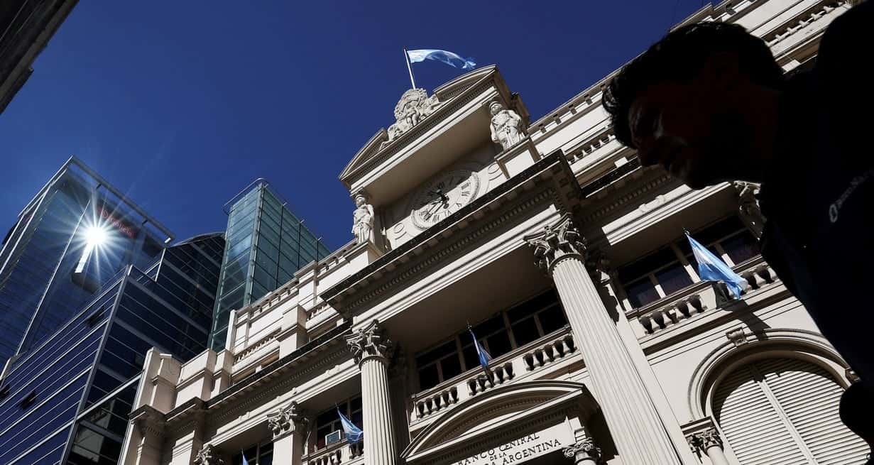 El Banco Central anunciará medidas este miércoles. Crédito: Reuters/Agustin Marcarian