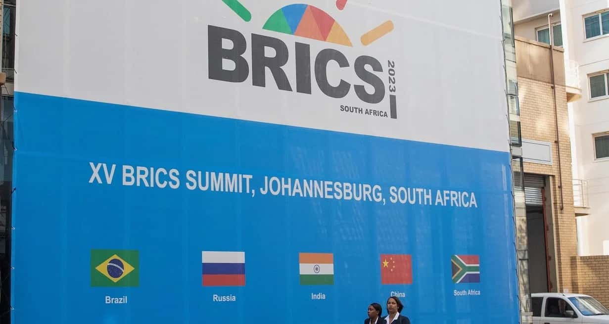 Milei envió una carta para rechazar la invitación de los BRICS a Argentina