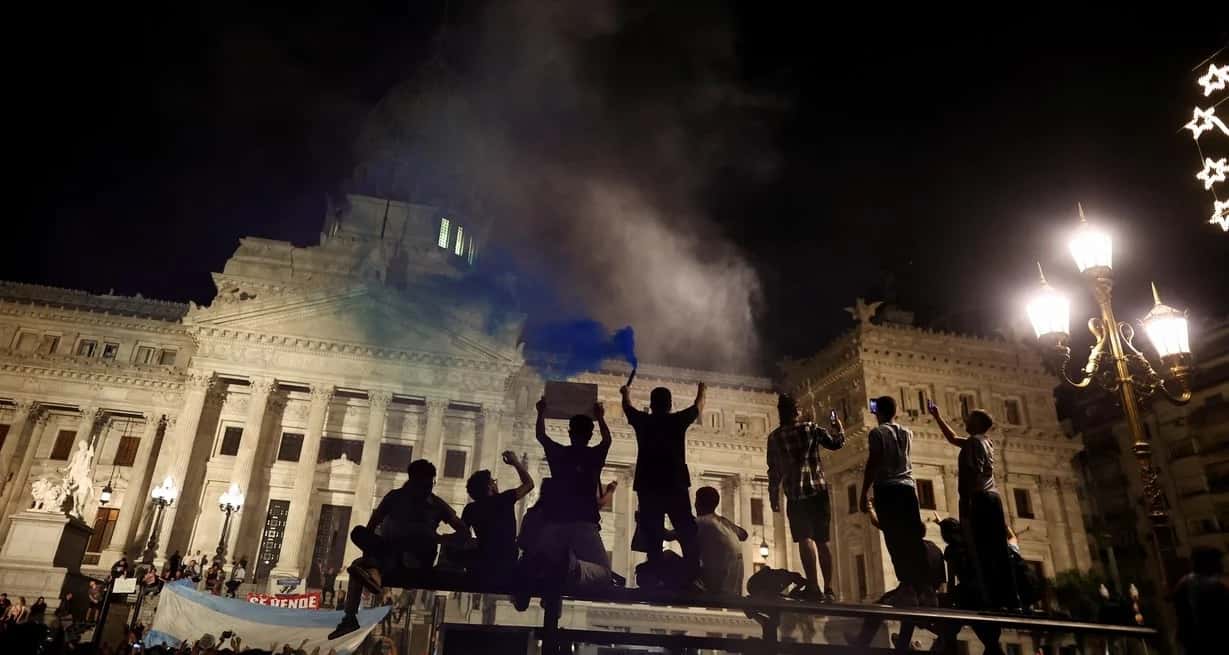 La semana pasada ya hubo protestas por el DNU de Milei. Crédito: Reuters
