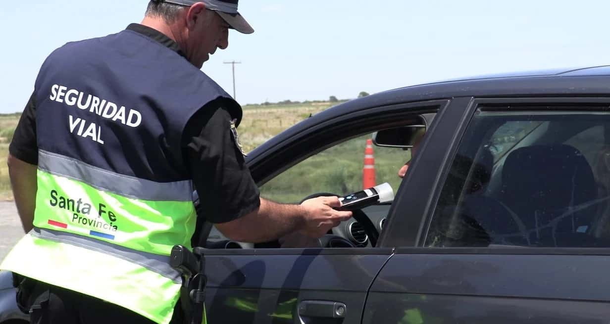 Operativos de seguridad vial en diversos puntos de la provincia.