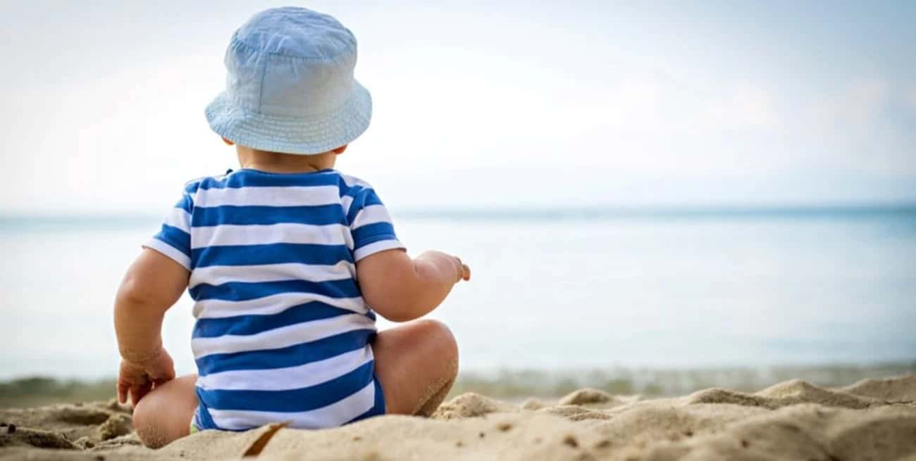 Cuidados esenciales para niños y bebés durante el verano