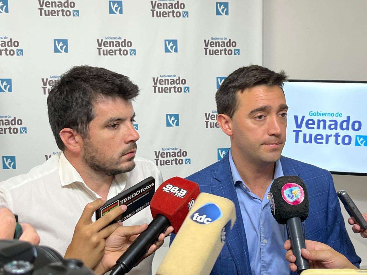 Leonel Chiarella y Matías Figueroa Escauriza, en rueda de prensa.