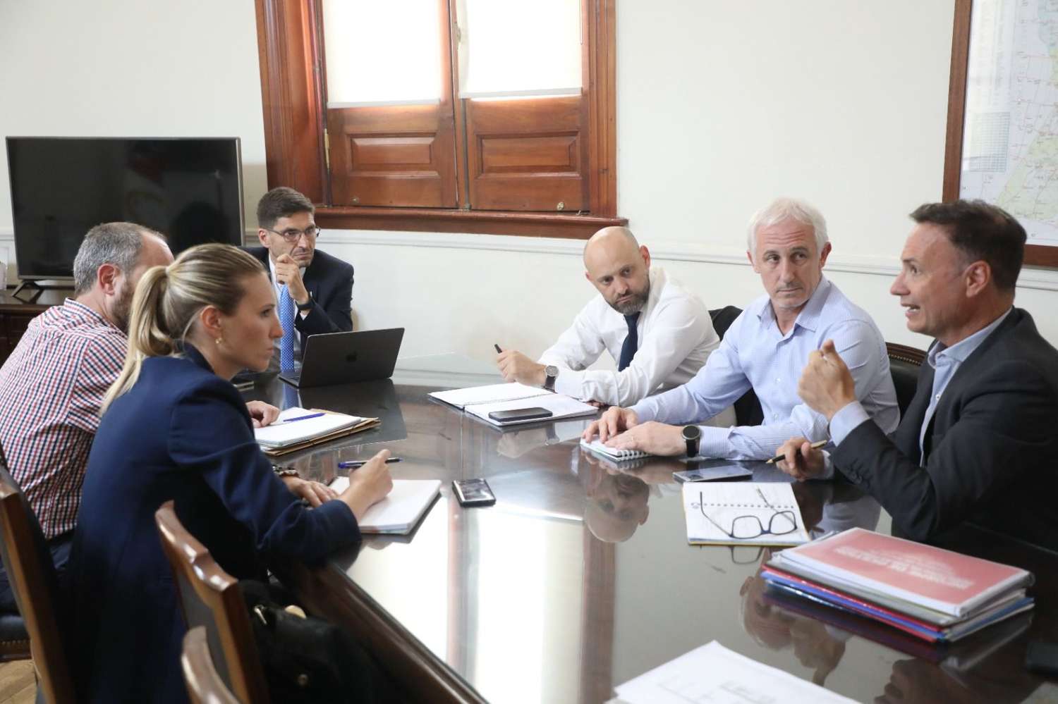 Los ministros en el encuentro con el gobernador Maximiliano Pullaro. Foto: GSF