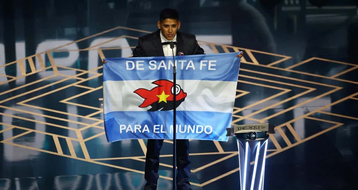 Daniel Íñiguez se quedó con el The Best. Crédito: Reuters