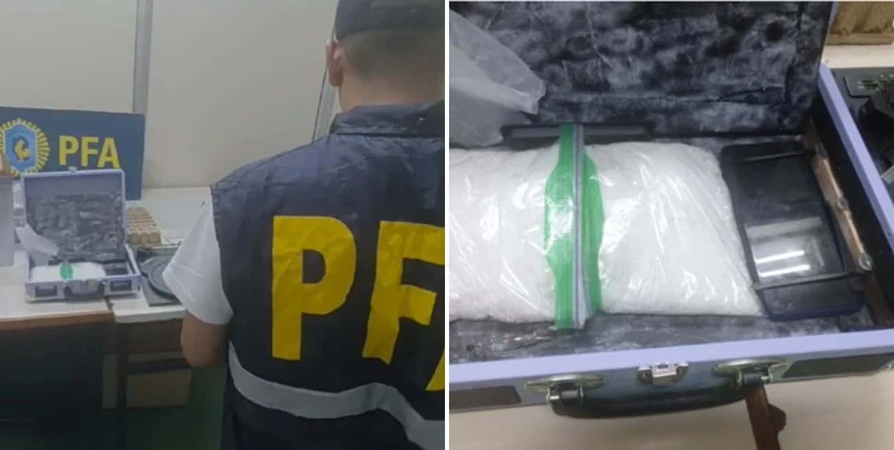 La metanfetamina secuestrada estaba oculta en un tocadiscos de estilo vintage. Crédito: Policía Federal.