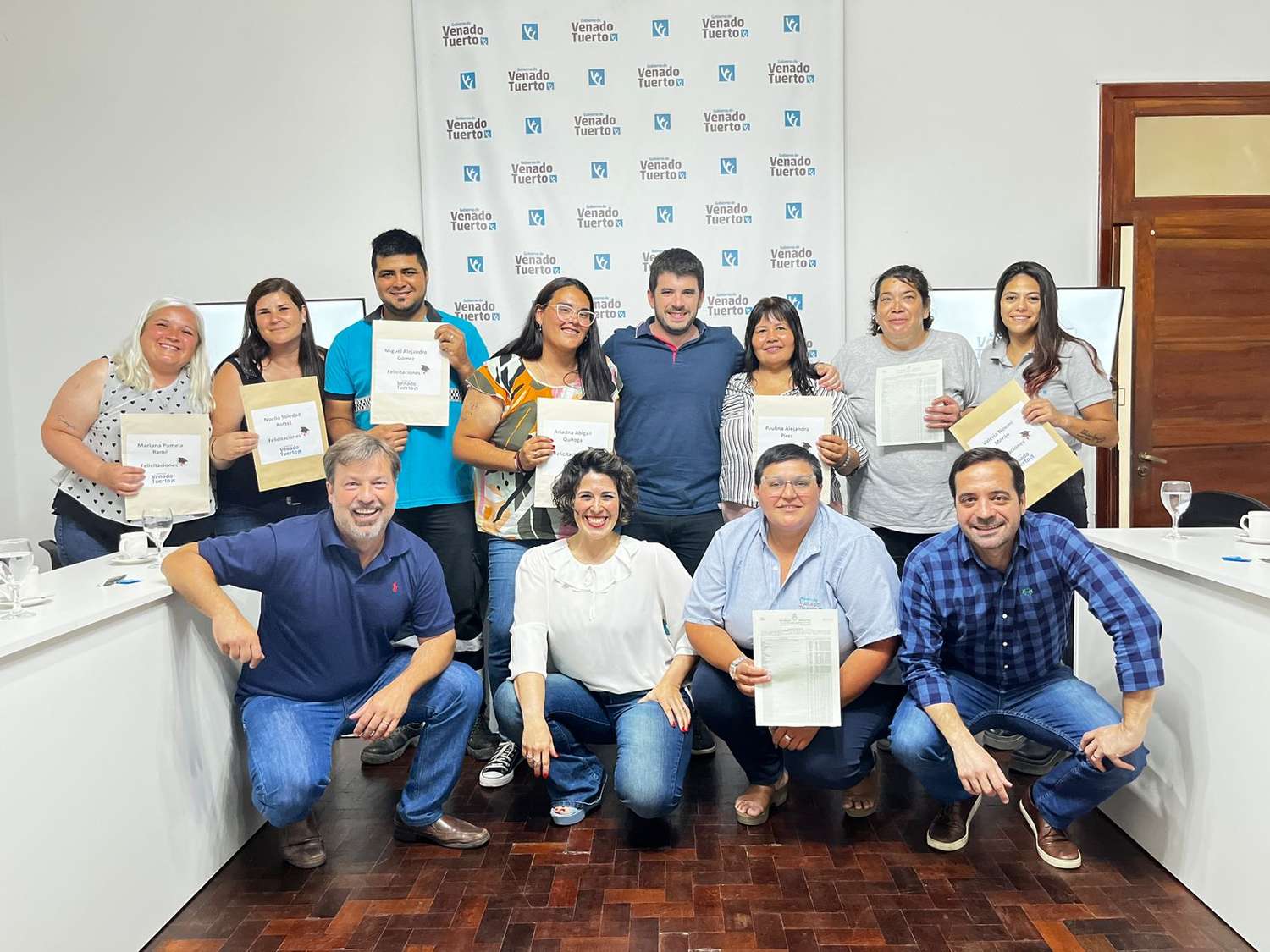 "Terminá la Secundaria": trabajadores municipales recibieron su título