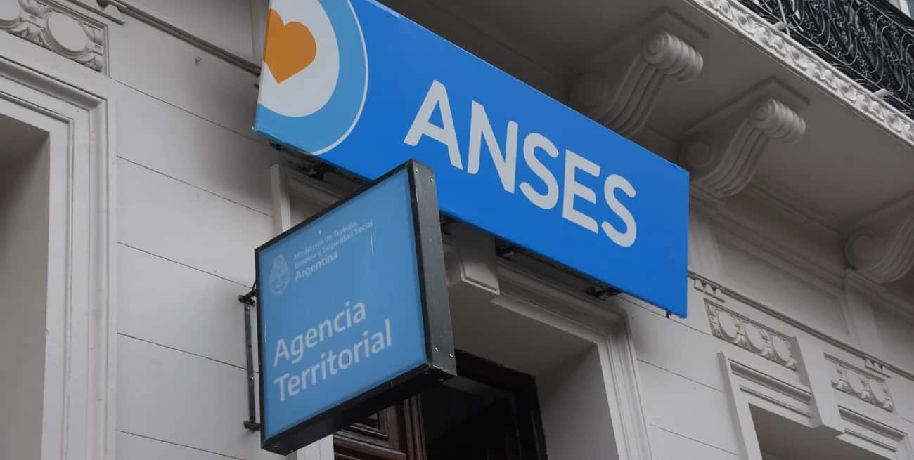 El ministro Roald Báscolo informó la millonaria deuda de Anses para con la Caja de Jubilaciones de la provincia.