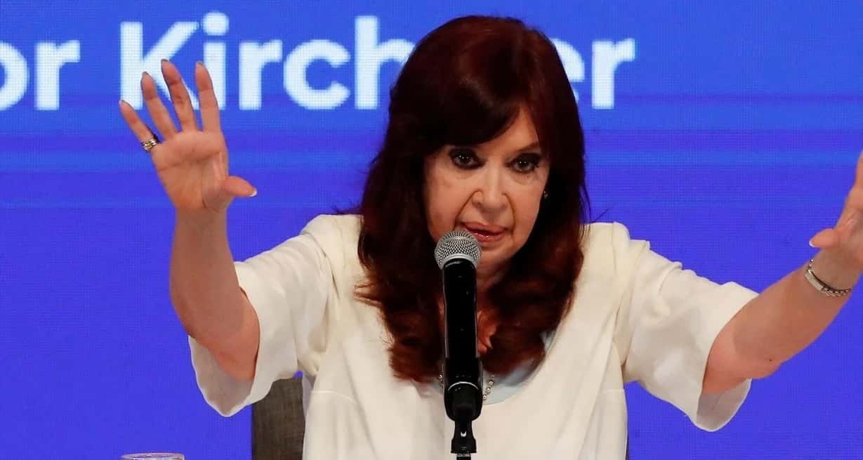 La defensa de la ex vicepresidenta Cristina Fernández de Kirchner había presentado horas antes un escrito de 18 páginas. Crédito: Reuters/Agustin Marcarian