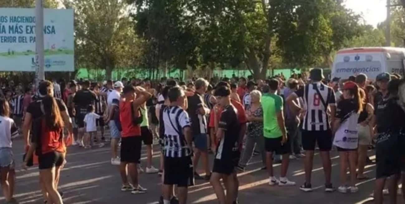 En 48 horas murieron dos barras en la Primera Nacional de fútbol