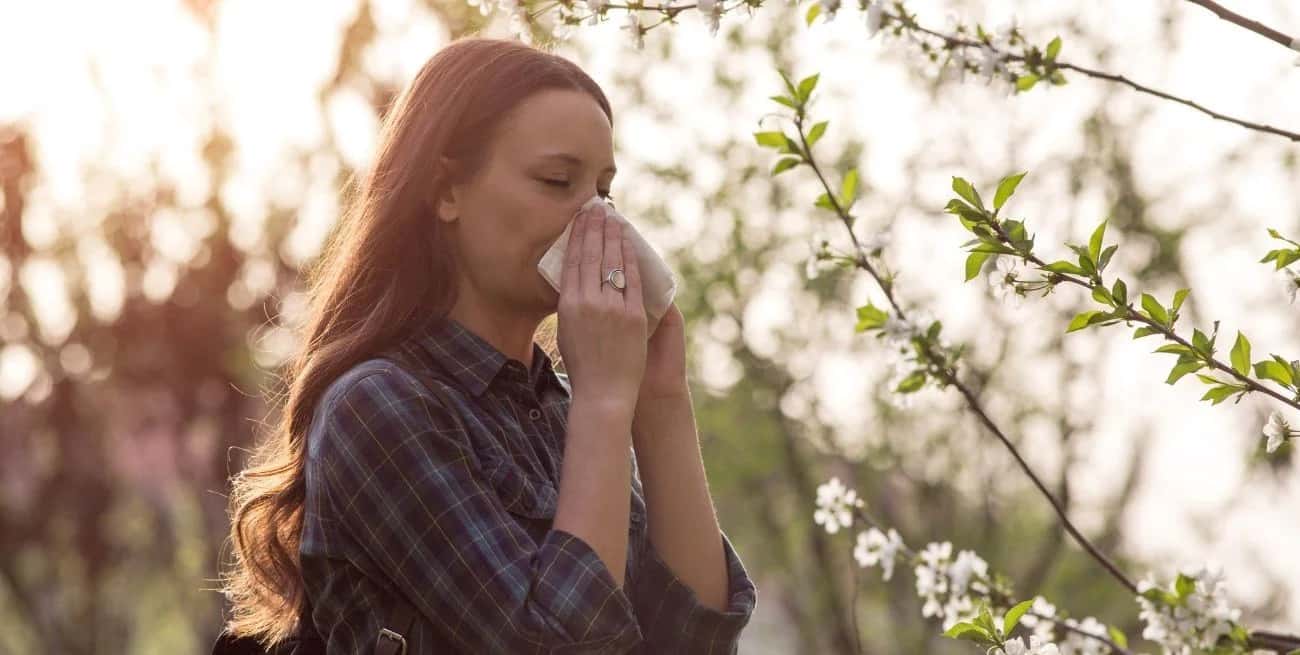 El cambio de estación trae consigo no solo un cambio en el clima, sino también un aumento significativo en las alergias estacionales.