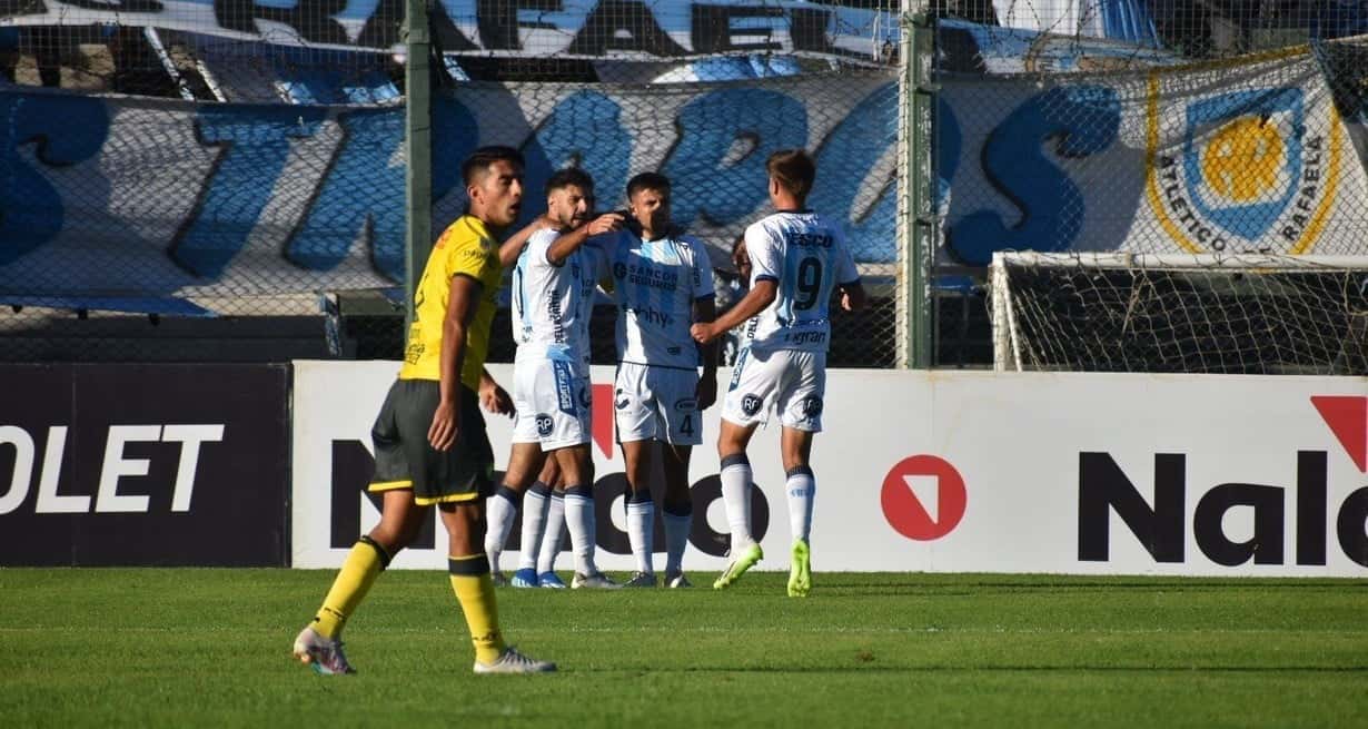 Sorpresa en la Copa Argentina: Atlético Rafaela venció a Defensa y Justicia y avanzó de ronda