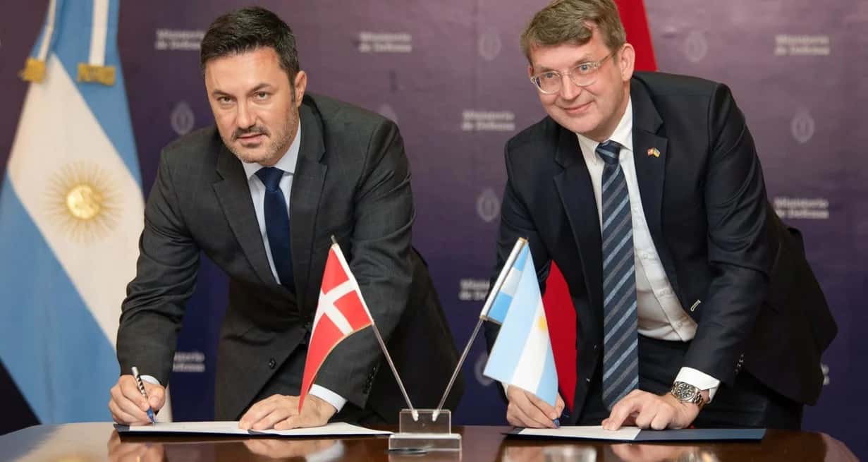Argentina firmó una carta de intención con Dinamarca para comprar 24 aviones de guerra