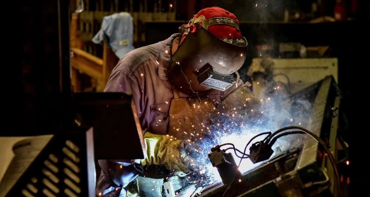 El sector metalúrgico es uno de los que ya acordó su aumento salarial.