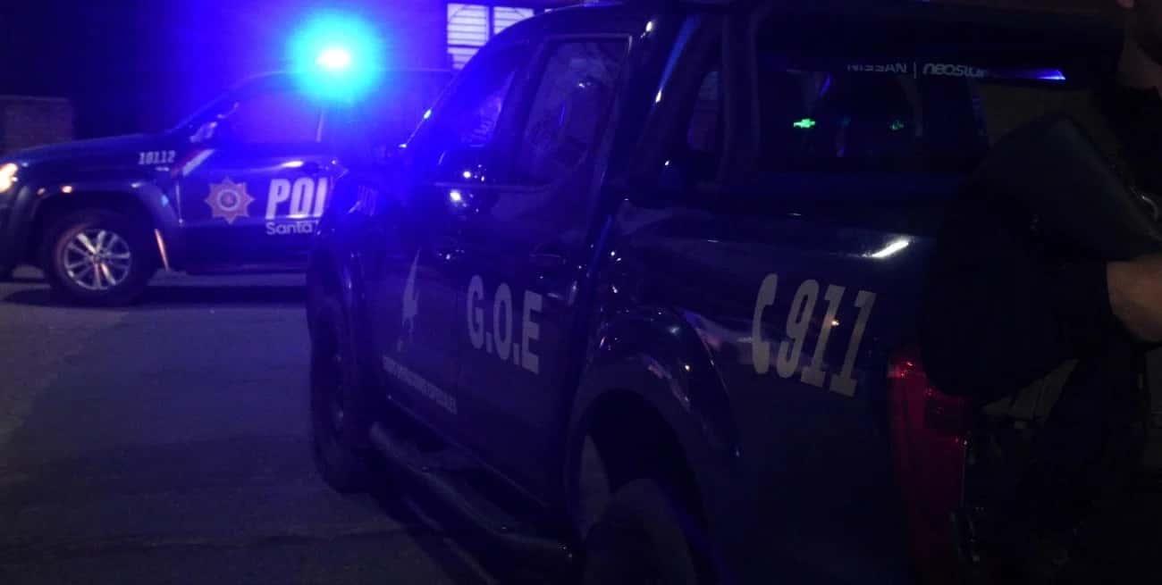 Noche violenta en Rosario: un muerto, una amenaza a playero y el auto del ataque a Di María