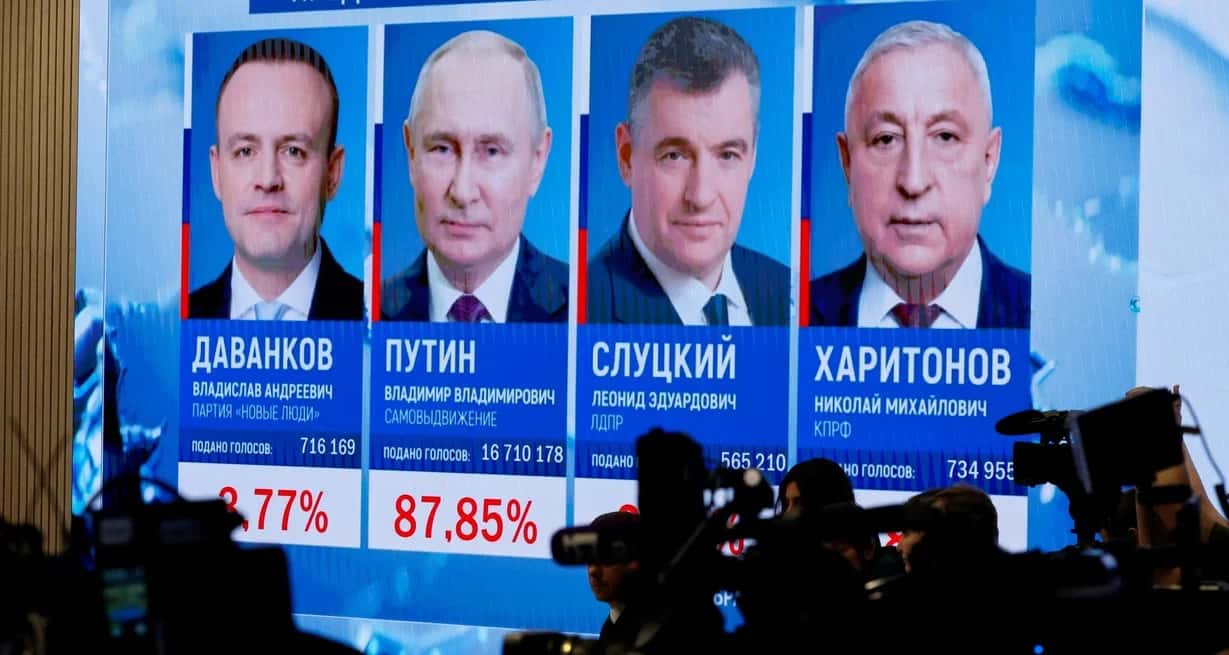 Putin gana elección presidencial rusa, según los primeros resultados oficiales
