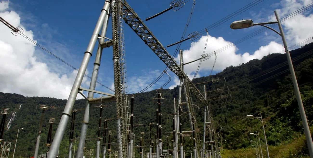 Ecuador: dos días sin trabajar por una grave crisis de energía