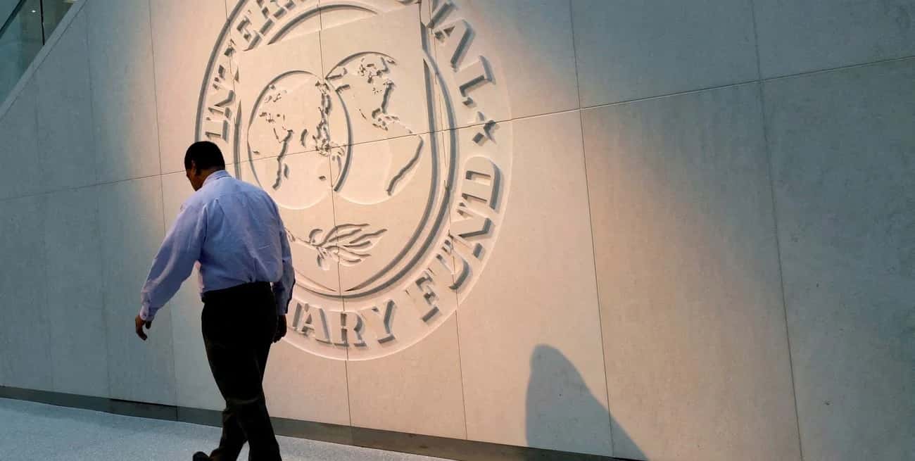 Desde el FMI se encargaron de señalar que las actuales conversaciones con el Gobierno argentino están enfocadas en mejorar la “calidad y durabilidad” del ajuste fiscal. Foto: REUTERS.
