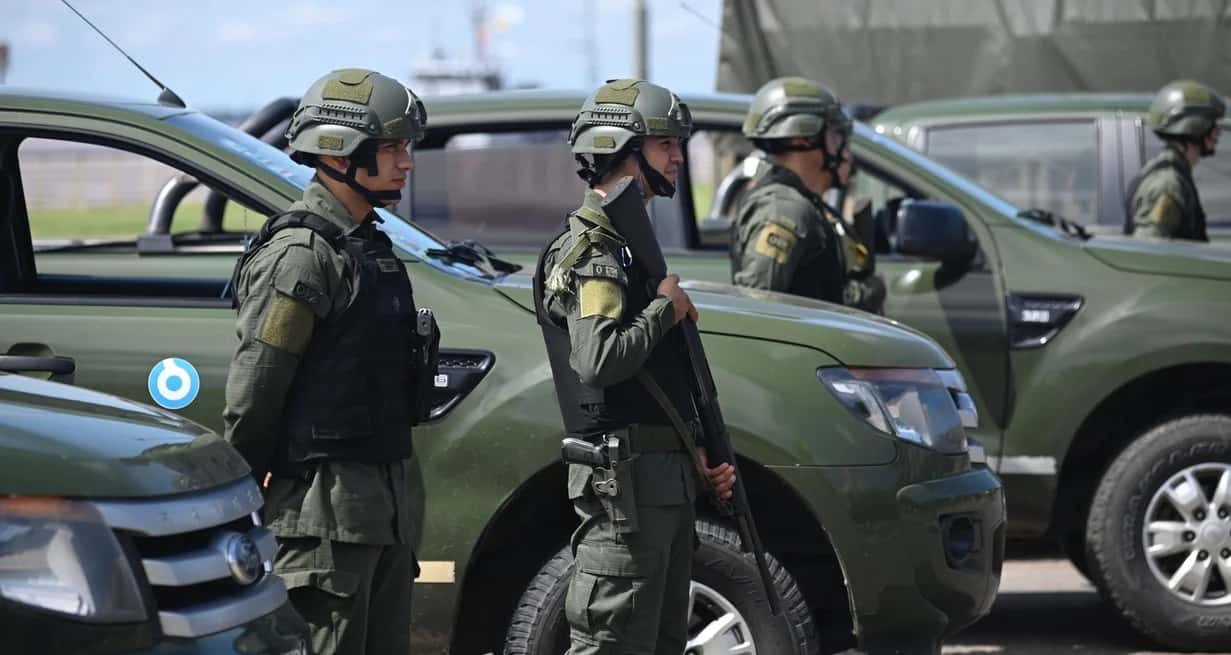 Se autoriza a las Fuerzas Armadas a dirigir el uso adecuado de los medios materiales necesarios para prevenir y reprimir delitos dentro de la zona militar establecida. Créditos: Marcelo Manera