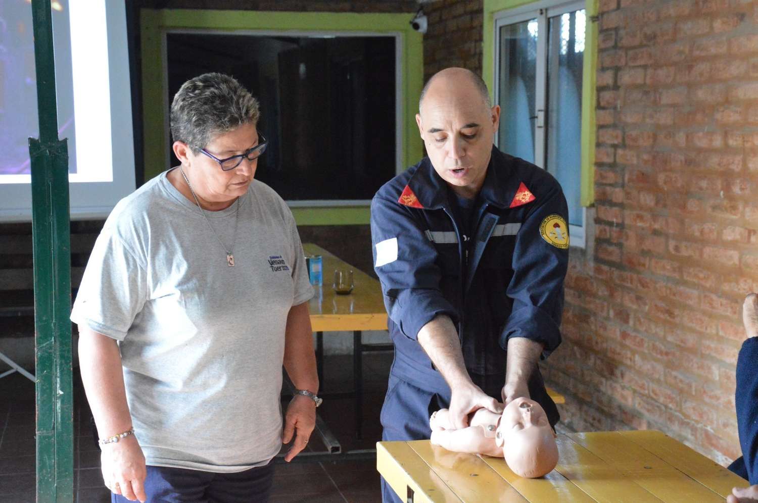 Los instructores del cuartel venadense brindaron este curso que puede salvar vidas.