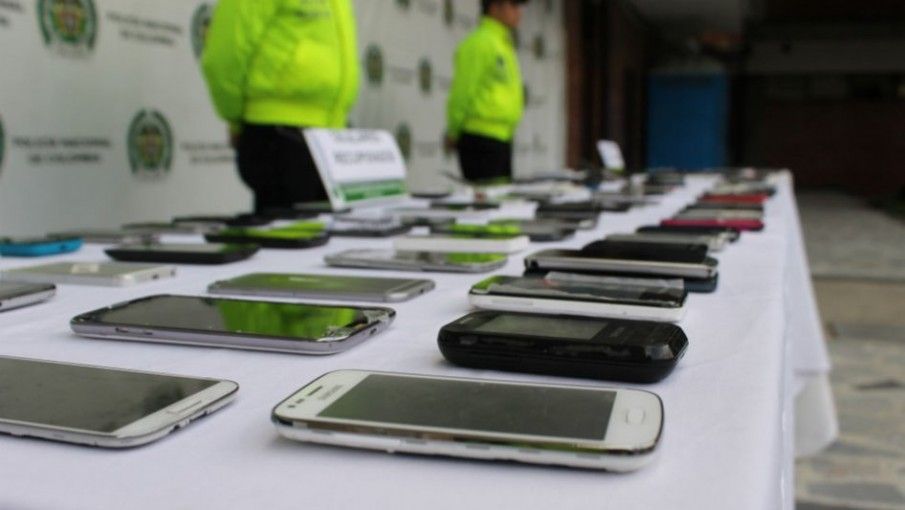 Santa Isabel: en un allanamiento la policía incautó celulares y una tablet