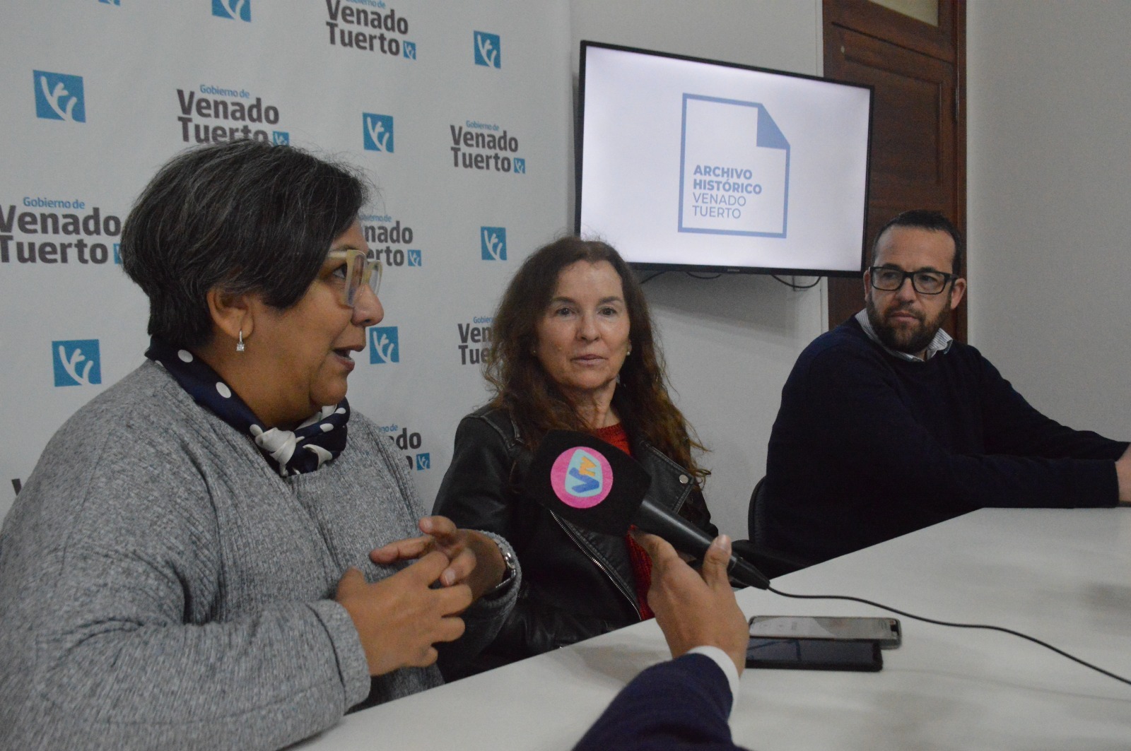 Miriam Carabajal, Alejandra García y Pablo Ilari, en la rueda de prensa de este lunes.