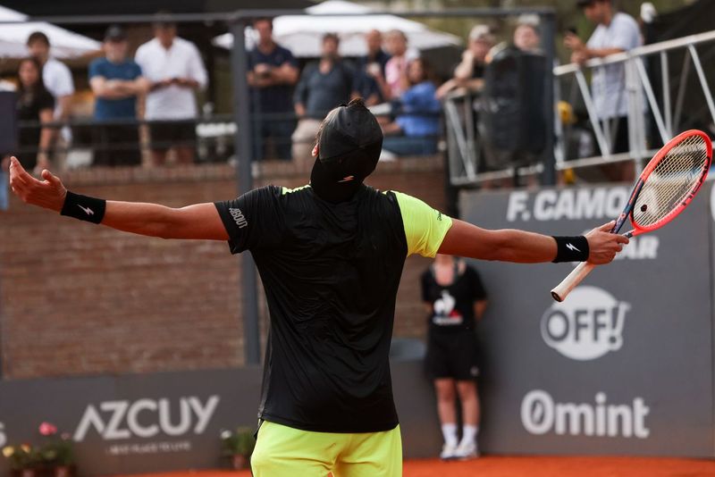 Coria buscará recuperarse tras caer en la final en Buenos Aires.