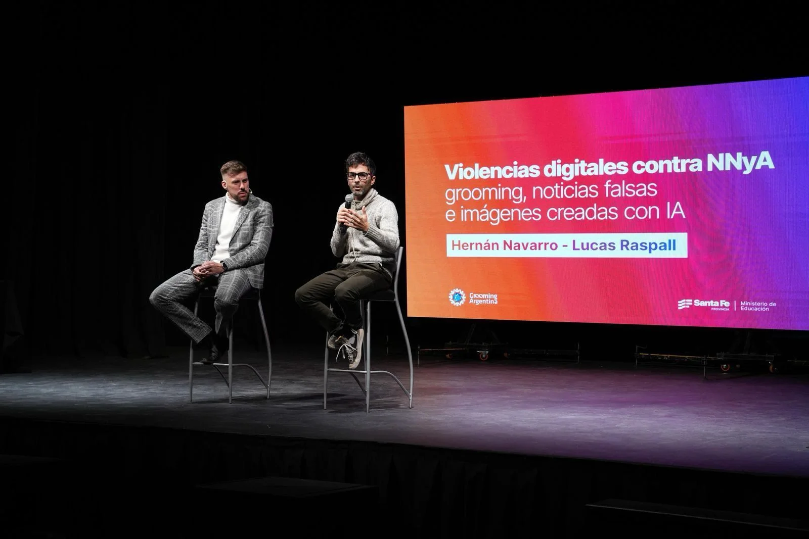 Provincia capacita a docentes en <b>Inteligencia Artificial</b> y ética digital - Sur24 thumbnail